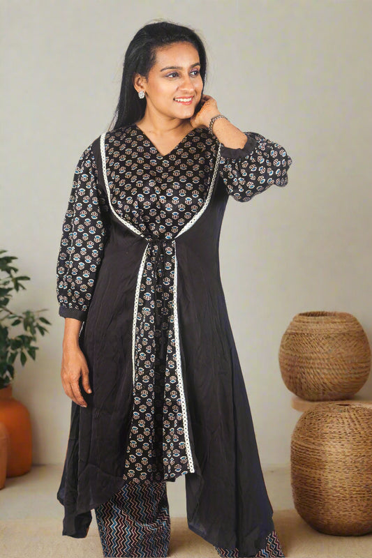 Black urban bloom kurti with tie detailing & pants