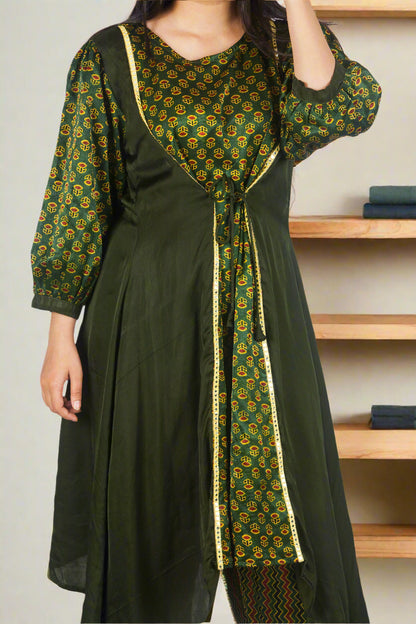 Green urban bloom kurti with tie detailing & pant